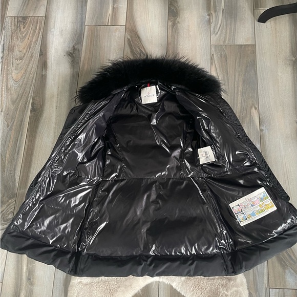 Vintage Moncler Women’s Down Coat – Size S – Authentic, Excellent Condition - Picture 6 of 16